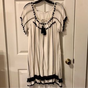 Tularosa Off White & Black Short Sleeve Dress with Pom Poms & Fringe Size Large